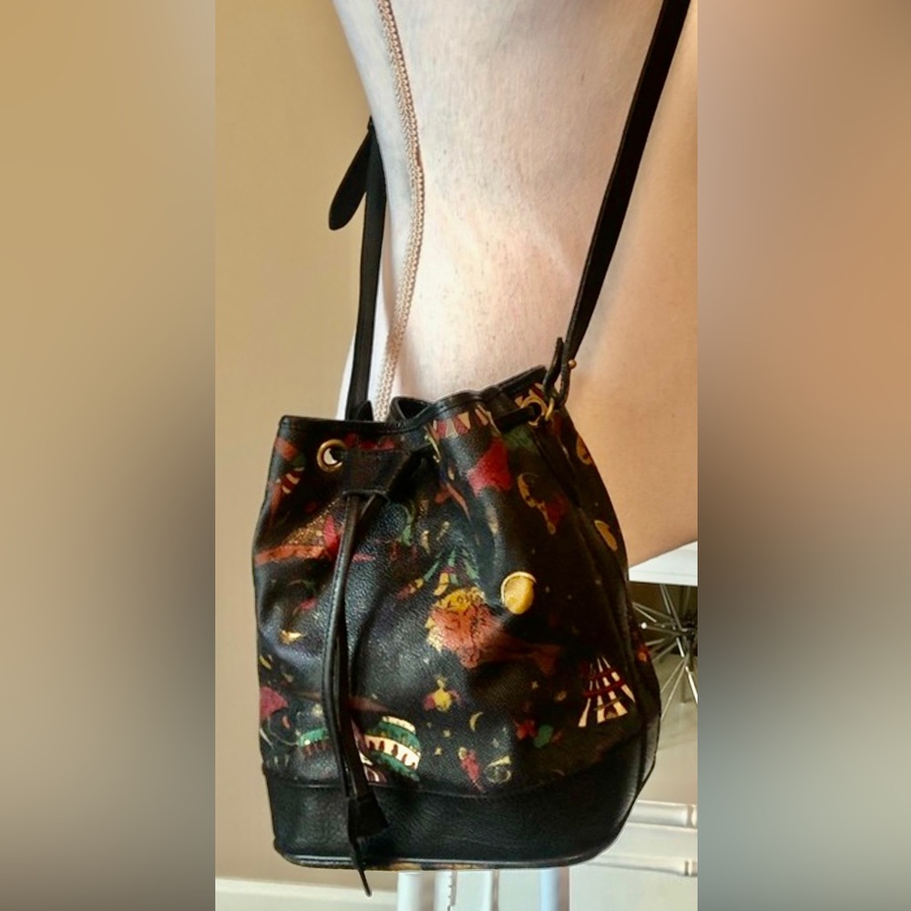 ISO!!  Piero Guidi bucket bag in black NFS